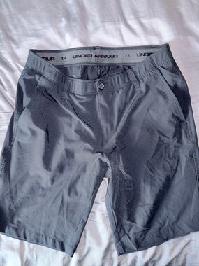 New without Tags Under Armour Men's Golf Shorts - Size 36